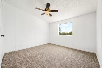 22324 W Sunshine Drive, Wittmann, AZ 85361 - Photo 24