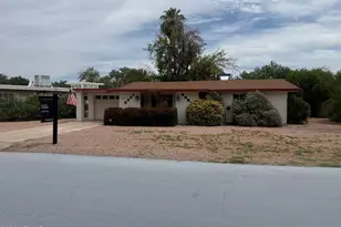1104 E Fern Dr S, Phoenix, AZ 85014 - Photo 2