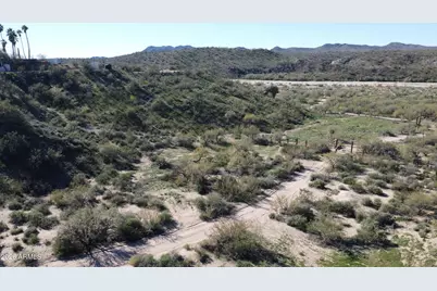 41X45 N 276th Avenue #4&5, Morristown, AZ 85342 - Photo 32