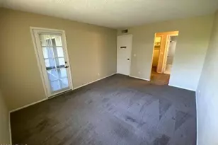 4050 E Cactus Rd, Phoenix, AZ 85032 - Photo 4