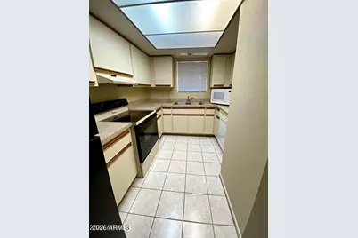 4050 E Cactus Road #204, Phoenix, AZ 85032 - Photo 2