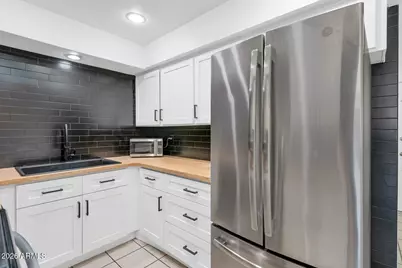 6030 N 15th Street #11, Phoenix, AZ 85014 - Photo 8