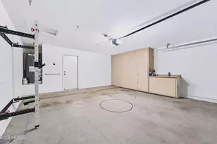 2243 E Robin Ln, Phoenix, AZ 85024 - Photo 36