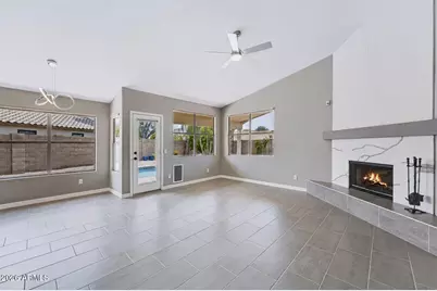 2243 E Robin Lane, Phoenix, AZ 85024 - Photo 14