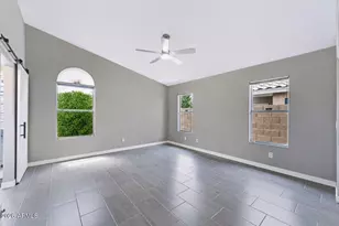 2243 E Robin Ln, Phoenix, AZ 85024 - Photo 24