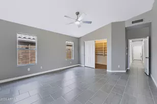 2243 E Robin Ln, Phoenix, AZ 85024 - Photo 26