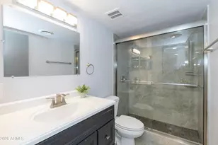 7625 E Camelback Rd, Scottsdale, AZ 85251 - Photo 16