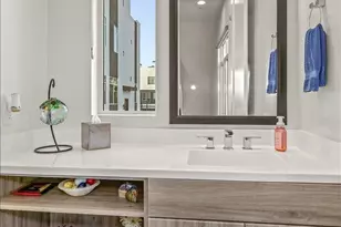 1717 E Morten Ave, Phoenix, AZ 85020 - Photo 24