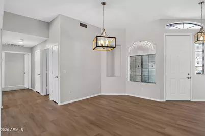 9001 S 7th Drive, Phoenix, AZ 85041 - Photo 10