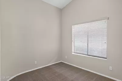 9001 S 7th Drive, Phoenix, AZ 85041 - Photo 12
