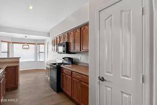 9001 S 7th Dr, Phoenix, AZ 85041 - Photo 6