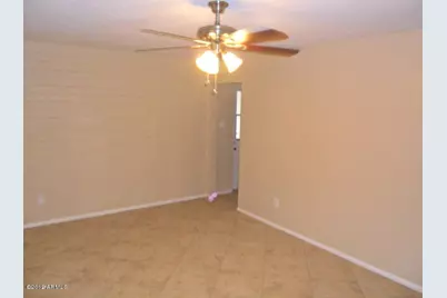 11139 W Elk Avenue, Youngtown, AZ 85363 - Photo 4