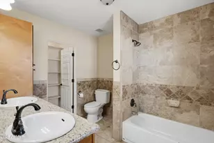 4229 E Wilshire Dr, Phoenix, AZ 85008 - Photo 14