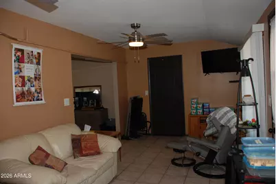 10428 W Meade Drive, Sun City, AZ 85351 - Photo 16