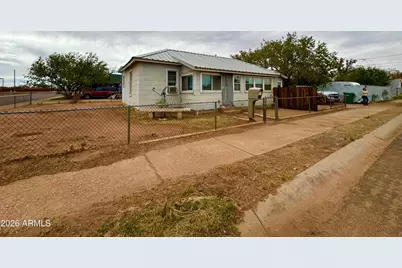 901 N Prairie Avenue, Winslow, AZ 86047 - Photo 12