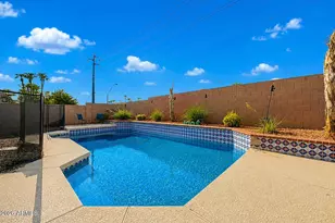 194 W Shannon St, Gilbert, AZ 85233 - Photo 2