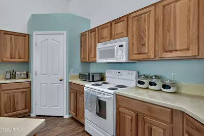 3889 E Meadow Land Drive, San Tan Valley, AZ 85140 - Photo 18