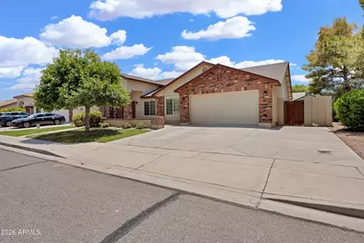 3889 E Meadow Land Drive, San Tan Valley, AZ 85140 - Photo 2
