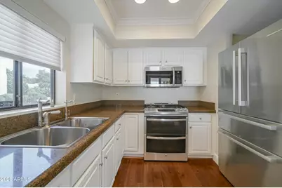 4818 N 35th Place, Phoenix, AZ 85018 - Photo 8