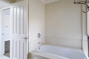 4818 N 35th Pl, Phoenix, AZ 85018 - Photo 18