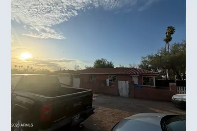 20 N Santa Barbara Drive, Mesa, AZ 85201 - Photo 10