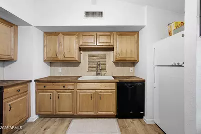 5203 W Banff Lane, Glendale, AZ 85306 - Photo 12