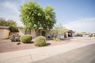 1008 W Muriel Dr, Phoenix, AZ 85023 - Photo 1