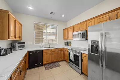 13522 W Cypress Street, Goodyear, AZ 85395 - Photo 12