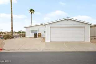 8601 N 103rd Ave, Peoria, AZ 85345 - Photo 4