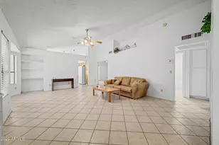 1031 W Sunward Dr, Gilbert, AZ 85233 - Photo 4