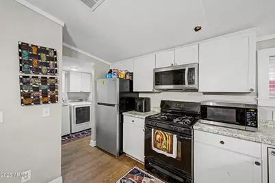 11000 N 91st Avenue #21, Peoria, AZ 85345 - Photo 6