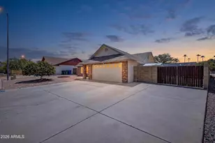 665 S Windsor, Mesa, AZ 85204 - Photo 1