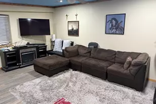 2238 N Plaza Dr, Apache Junction, AZ 85120 - Photo 38