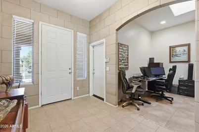 12421 W Apache Street, Avondale, AZ 85323 - Photo 2