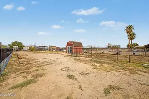 10644 E American Pride Dr, San Tan Valley, AZ 85143 - Photo 40