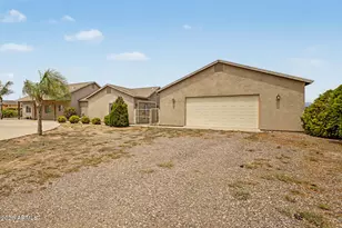 10644 E American Pride Dr, San Tan Valley, AZ 85143 - Photo 4
