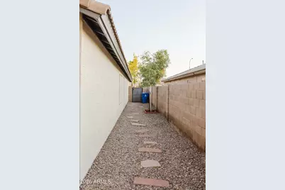 12414 W Monroe Street, Avondale, AZ 85323 - Photo 6