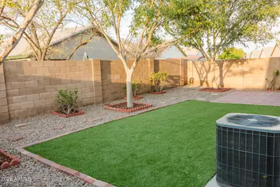 12414 W Monroe Street, Avondale, AZ 85323 - Photo 8