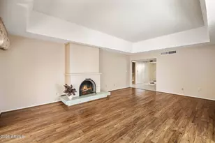 13827 N Medinan Dr, Phoenix, AZ 85022 - Photo 8
