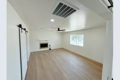 4424 W Flower Street, Phoenix, AZ 85031 - Photo 6