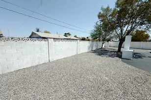 4424 W Flower St, Phoenix, AZ 85031 - Photo 32