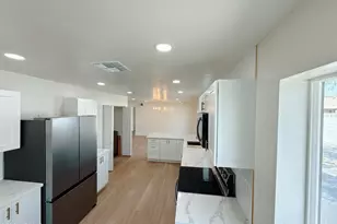 4424 W Flower St, Phoenix, AZ 85031 - Photo 14