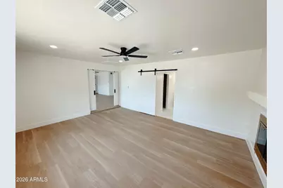 4424 W Flower Street, Phoenix, AZ 85031 - Photo 8