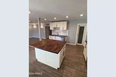 1115 E Whitton Avenue, Phoenix, AZ 85014 - Photo 2