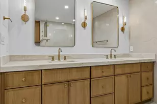 7817 E Sandalwood Dr, Scottsdale, AZ 85250 - Photo 22
