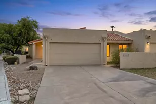 7817 E Sandalwood Dr, Scottsdale, AZ 85250 - Photo 2