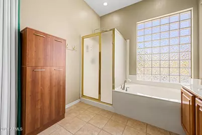 7046 W Rose Garden Lane, Glendale, AZ 85308 - Photo 18