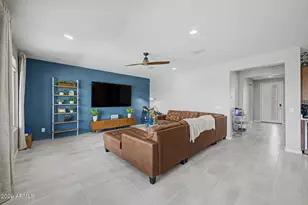 6325 S 24th Pl, Phoenix, AZ 85042 - Photo 8