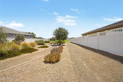 6325 S 24th Place, Phoenix, AZ 85042 - Photo 38