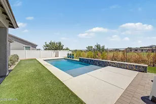 6325 S 24th Pl, Phoenix, AZ 85042 - Photo 36
